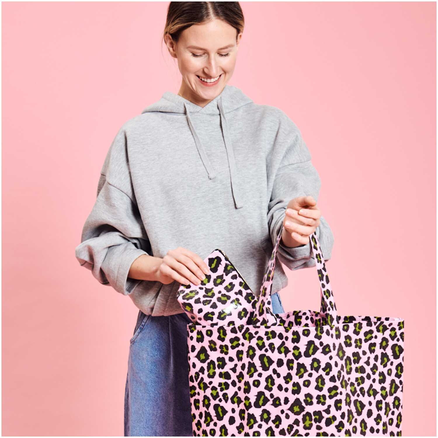 PVC-Shopper Acid Leo rosa 41x55x19cm von Rico Design PVC-Shopper Acid Leo rosa 41x55x19cm von Rico Design