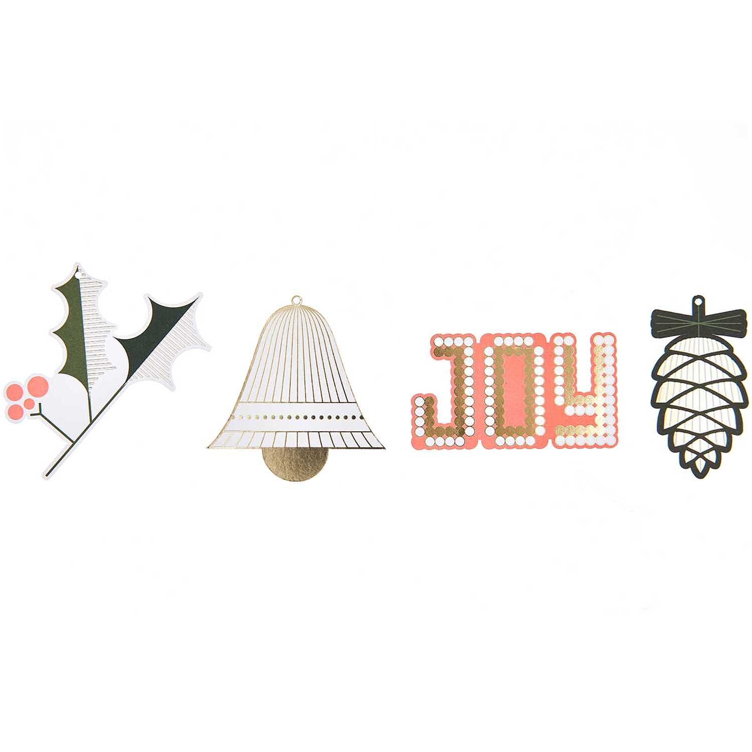 Paper Poetry Geschenkanhänger Christmas Figuren, 8 Stück, mit Glocke, Tannenzapfen, Stechpalme und "JOY"-Schriftzug von Rico Design.