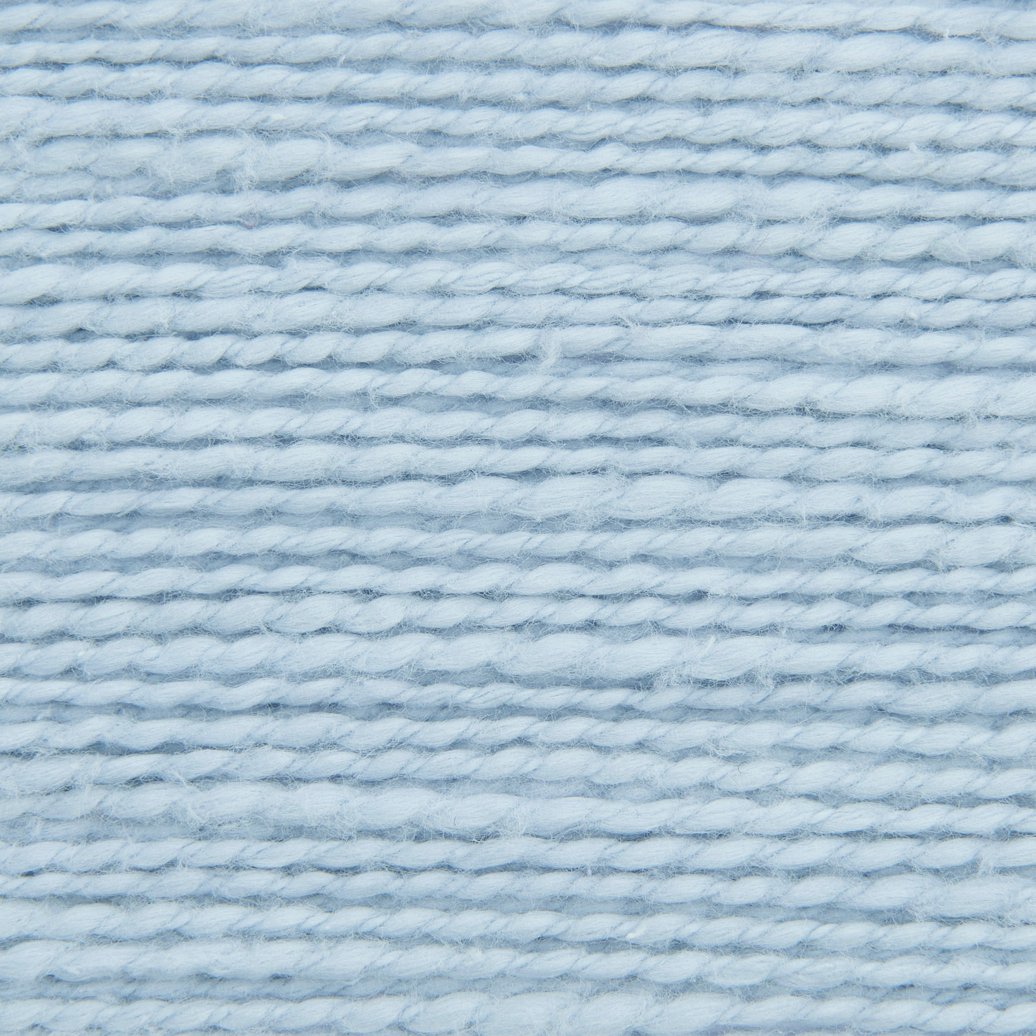 Hellblau