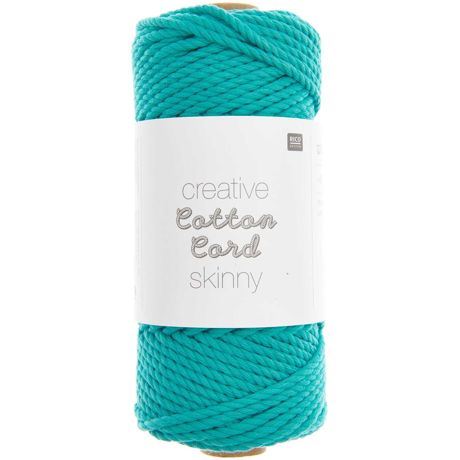 Creative Cotton Cord skinny Makramee-Garn 190g 55m Farbe Türkis von Rico Design Creative Cotton Cord skinny Makramee-Garn von Rico Design in leuchtendem Türkis, 190g, 55m. Ideal für kreative Makramee-Projekte.
