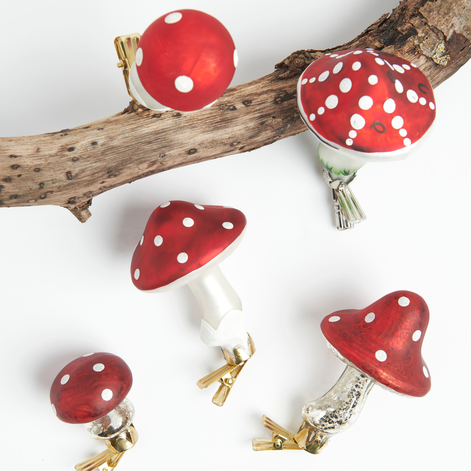 Glas-Clip Fliegenpilz spitz mit Glitter 5,8x5,5x9,5cm von Rico Design