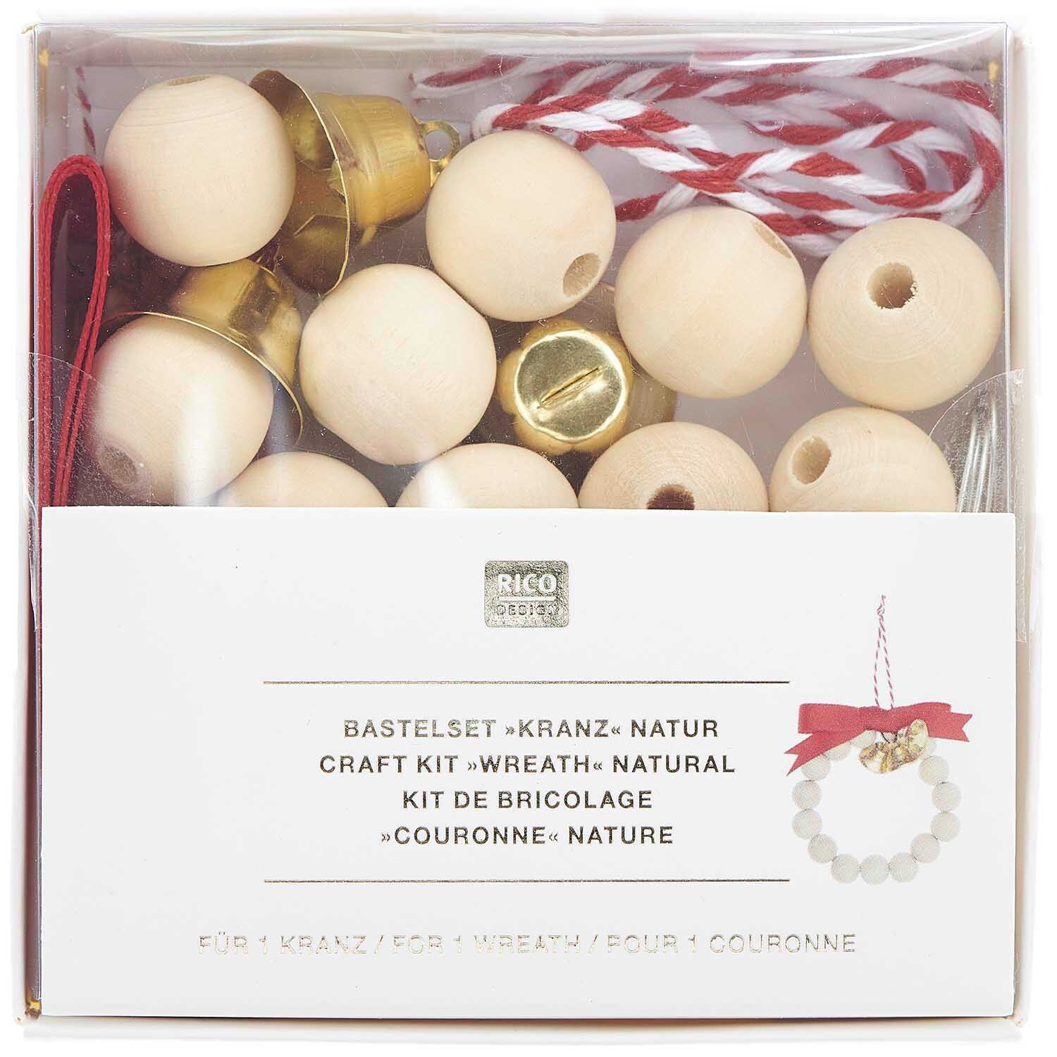 Bastelset Holzperlen Kranz natur: 24-teiliges Set mit Holzperlen und Schnur, ideal für kreative Kranzprojekte. Enthält rote und weiße Schnüre.