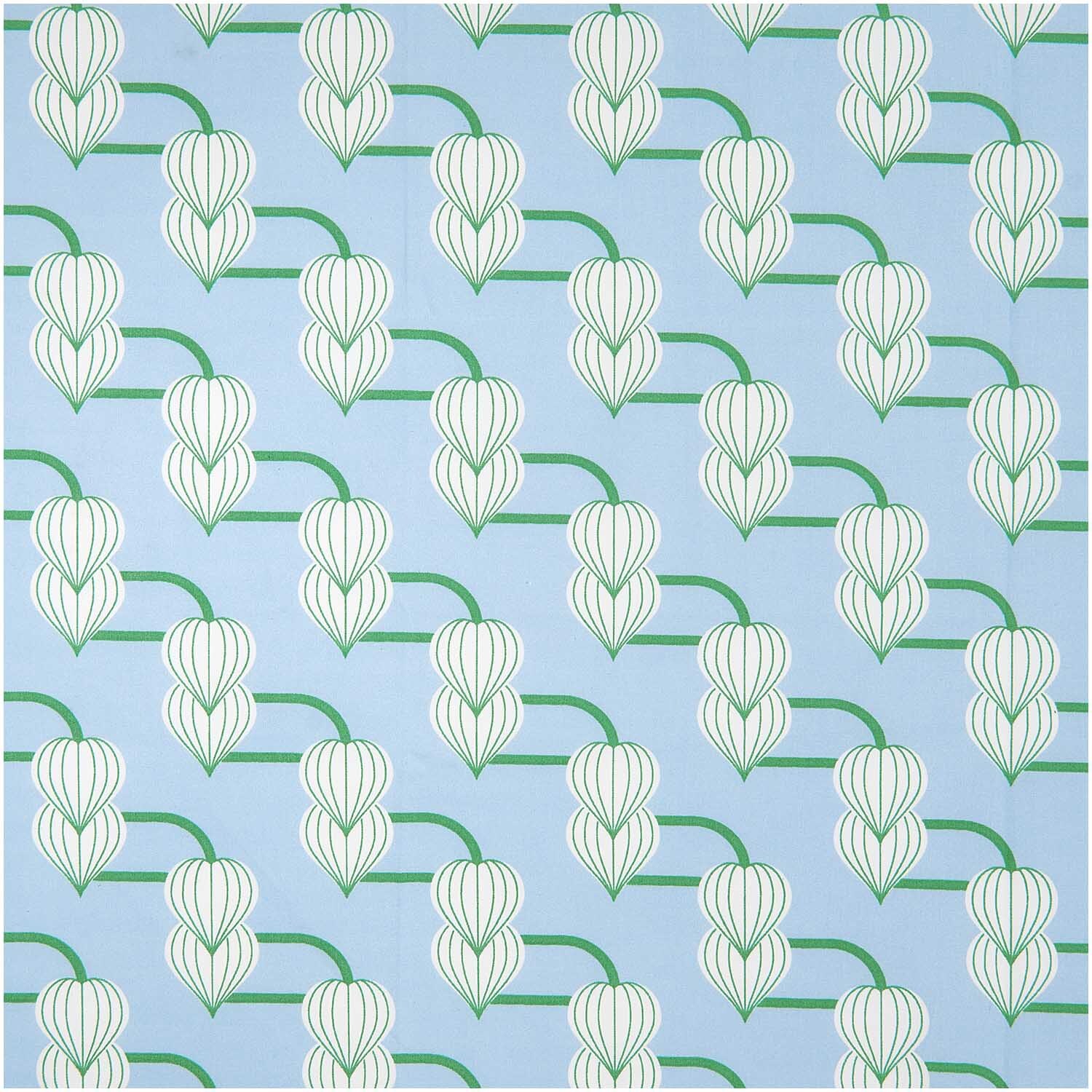 Meterware Baumwoll-Popelin mit blauem Hintergrund und weiß-grünen Knospenmuster von Rico Design.