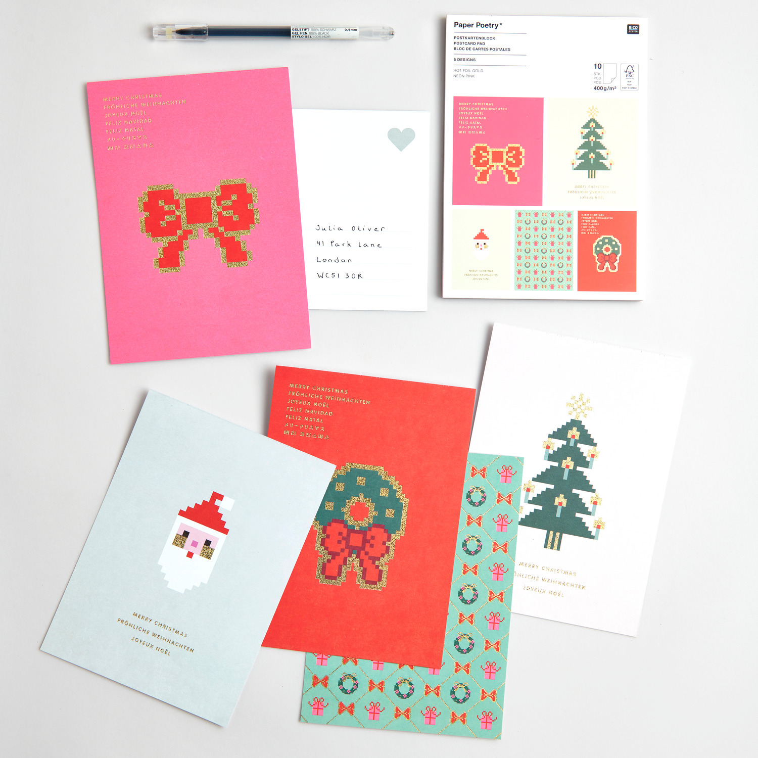 Paper Poetry Postkartenblock Schleifen Pixel 12,5x17,6cm 10 Karten von Rico Design Paper Poetry Postkartenblock Schleifen Pixel: Bunte Karten mit weihnachtlichen Motiven, ideal für kreative Grüße. Größe: 12,5x17,6cm.
