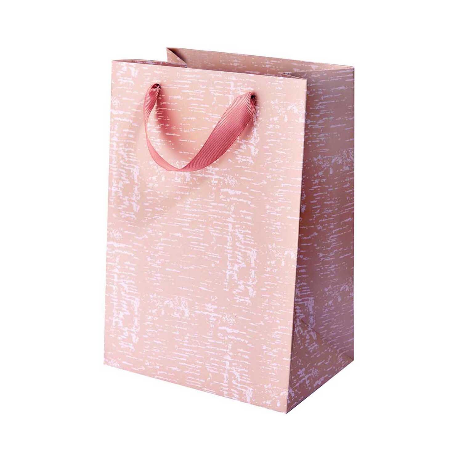 Paper Poetry Geschenktüte Struktur flieder 18x26x12cm mit rosa Griffen, ideal für stilvolle Geschenke.