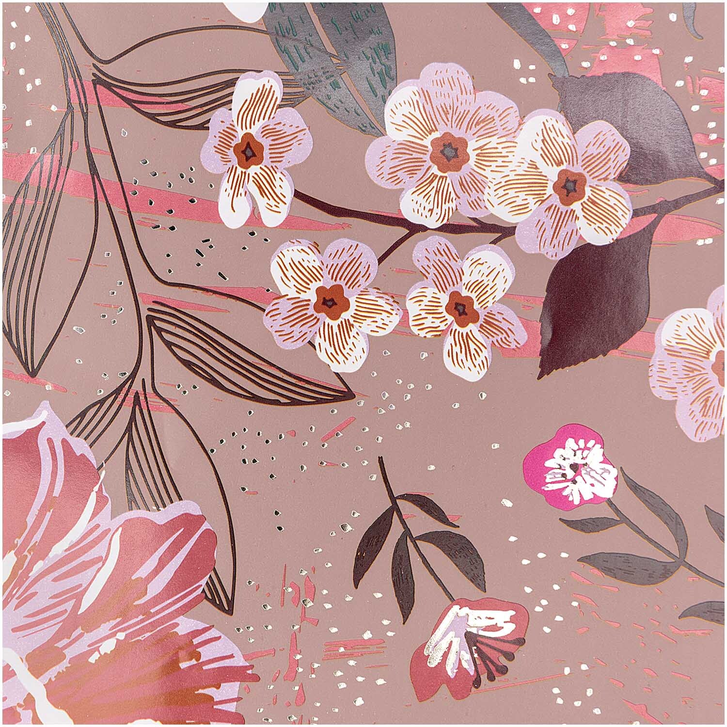 Paper Poetry Geschenkpapier mit floralen Mustern in Rosa und Mauve, ideal für stilvolle Geschenke.