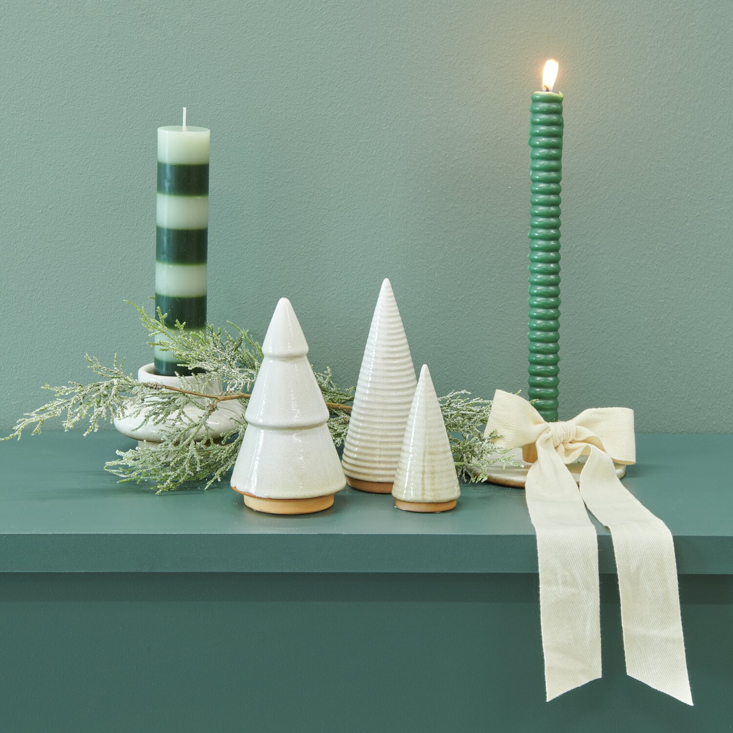 Porzellan Tannenbaum Altweiß 15x8x8cm von Rico Design
