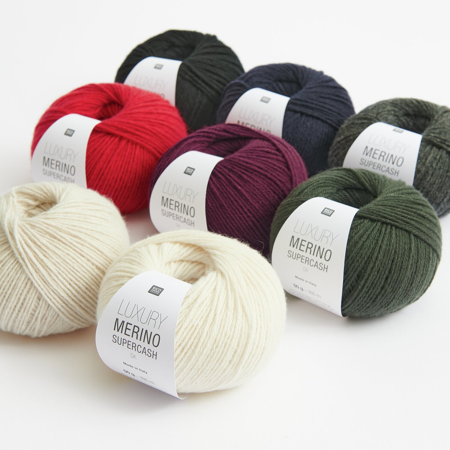 Luxury Merino Supercash dk 50g 160m Couleur Rouge from Rico Design Luxury Merino Supercash dk 50g 160m Couleur Rouge from Rico Design