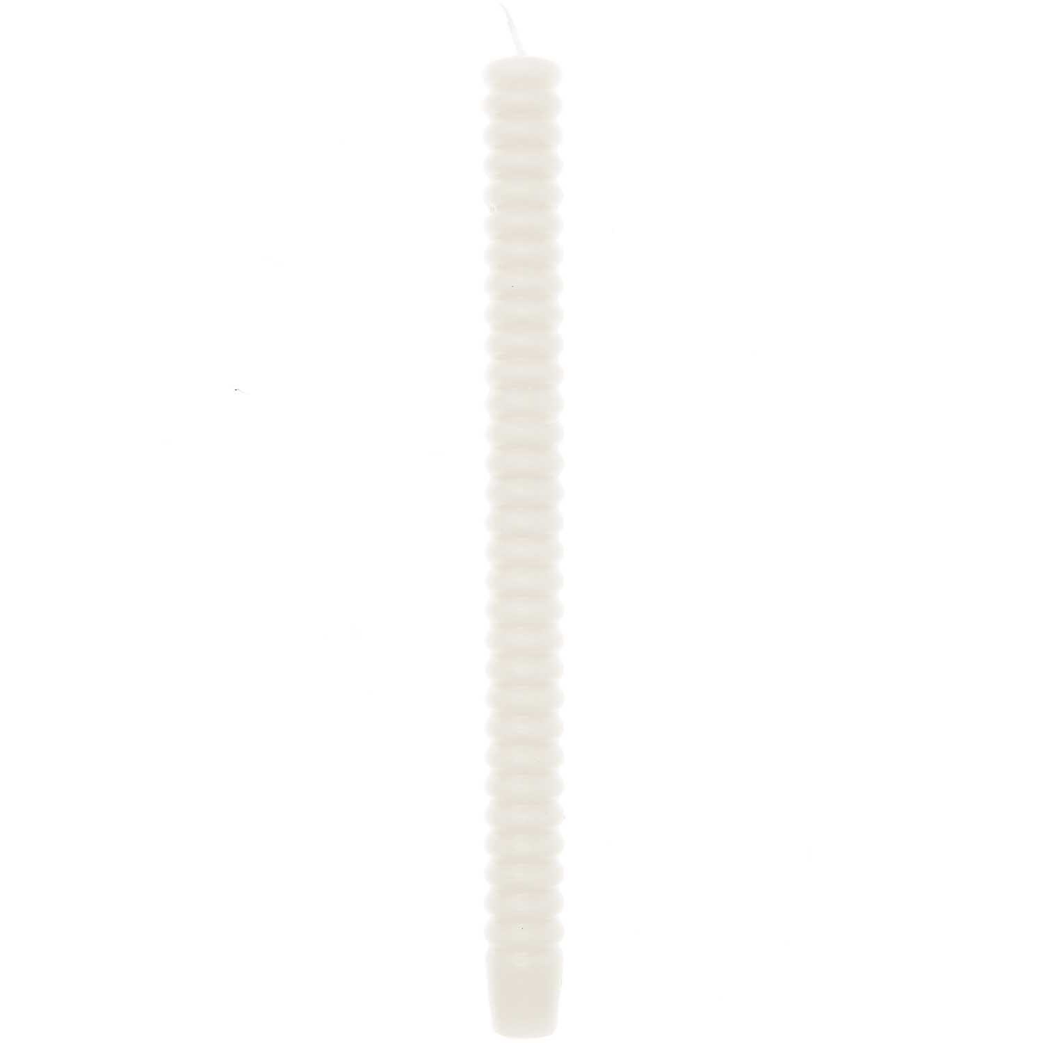 Ringkerze 2,4x28cm von Rico Design in elegantem Creme. Die schlanke, gerippte Kerze eignet sich ideal für stilvolle Dekorationen.