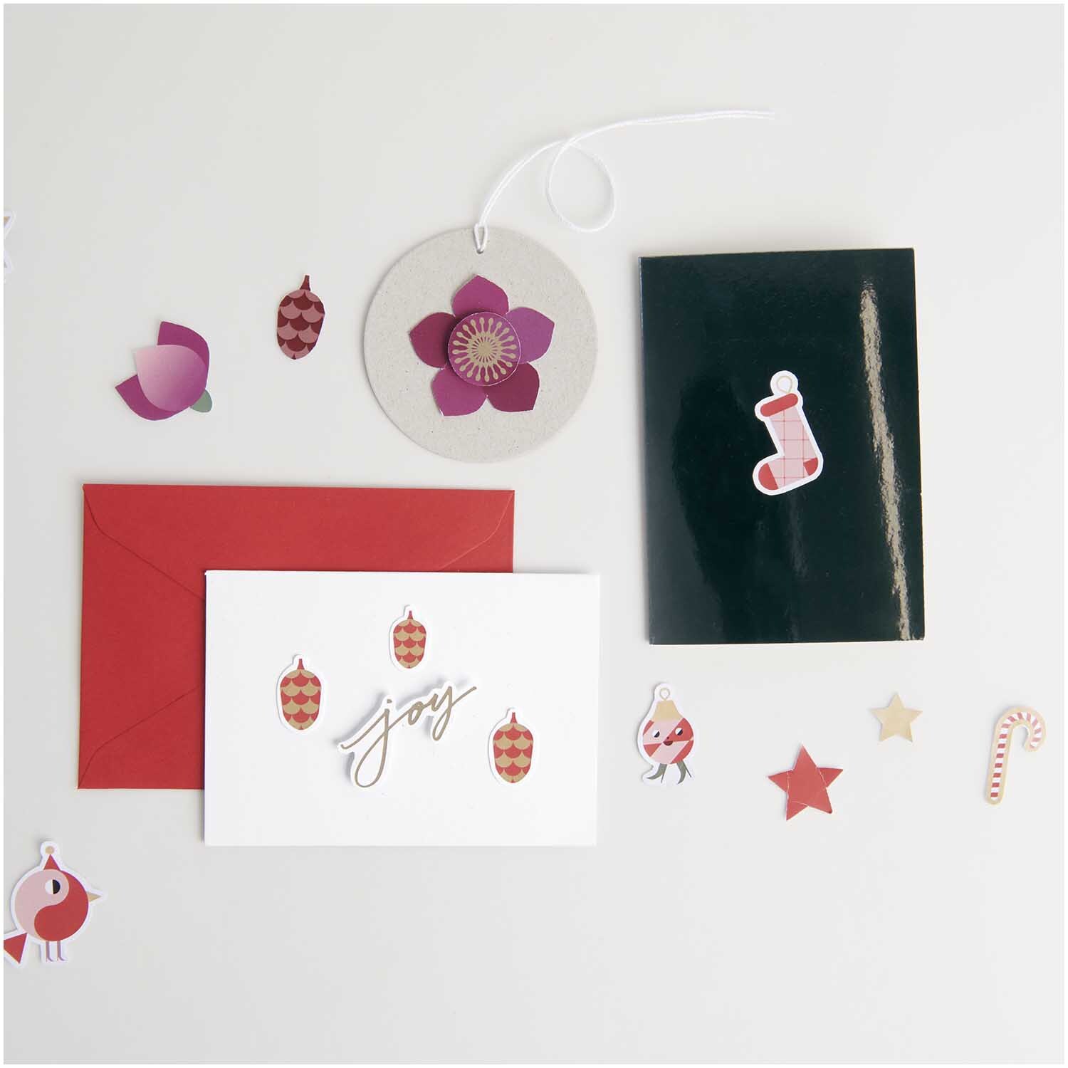 Paper Poetry bloc de papier à motif Christmas Rocks ! 24 feuilles from Rico Design Paper Poetry Motivpapierblock Christmas Rocks! zeigt festliche Karten und Dekorationen mit weihnachtlichen Motiven von Rico Design.