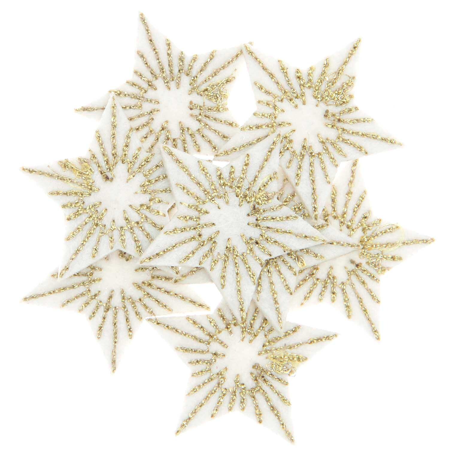 Filzstreu Sterne bestickt 3,5x3,3cm 8 Stück von Rico Design in Weiß-Gold, dekorativ angeordnet.