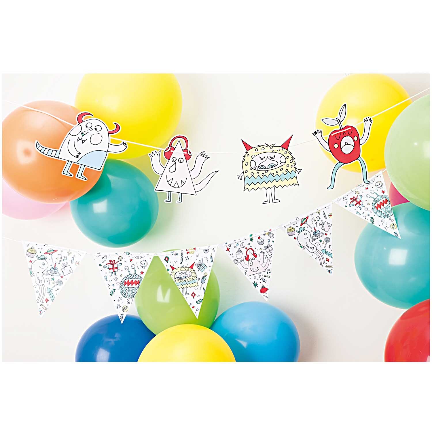 Luftballon Mix mehrfarbig 30cm 12 Stück von Rico Design Luftballon Mix mehrfarbig 30cm 12 Stück von Rico Design mit bunten Ballons und fröhlichen Cartoon-Figuren auf einer Girlande.