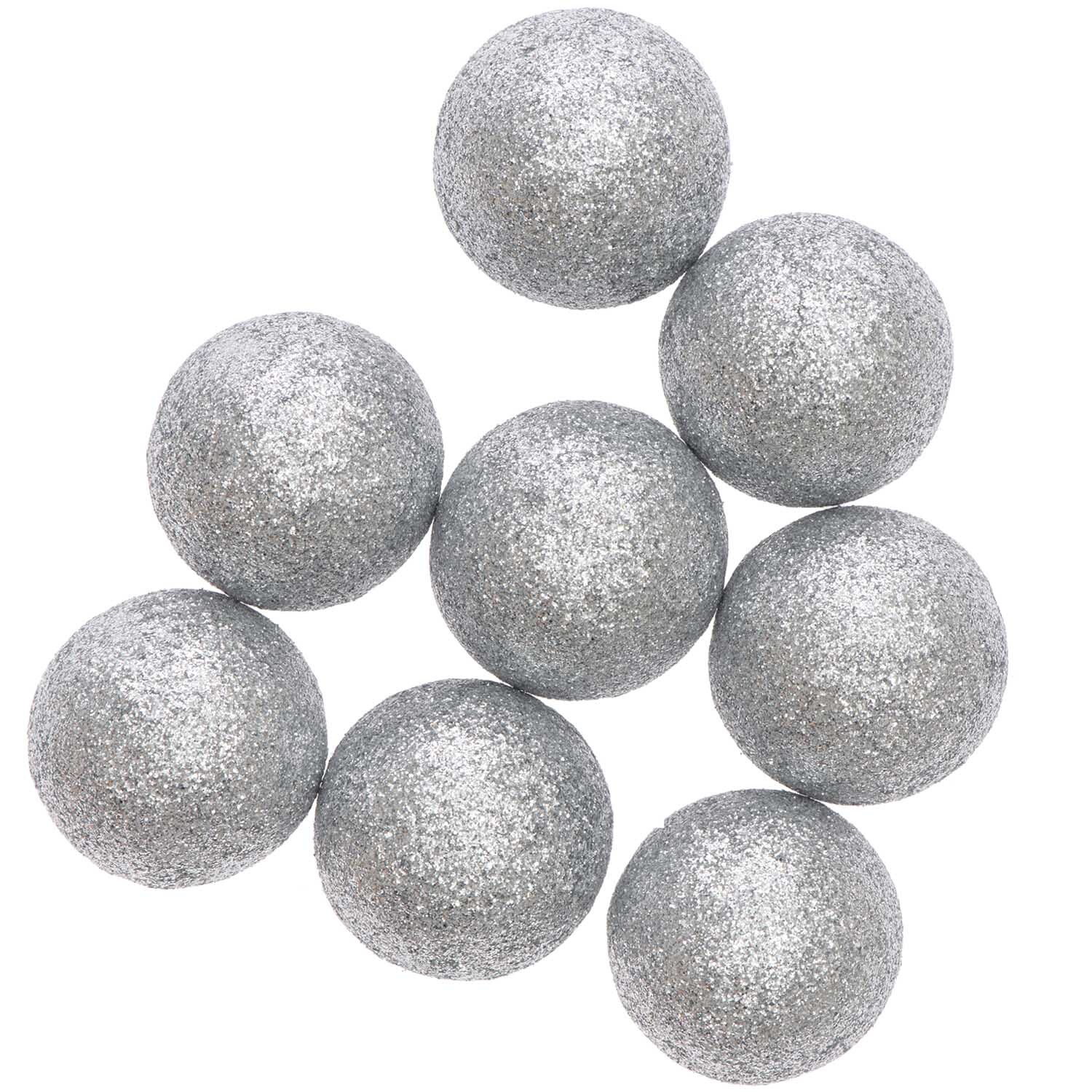 Glitterkugeln silber von Rico Design, acht glänzende Kugeln in einer ansprechenden Anordnung.