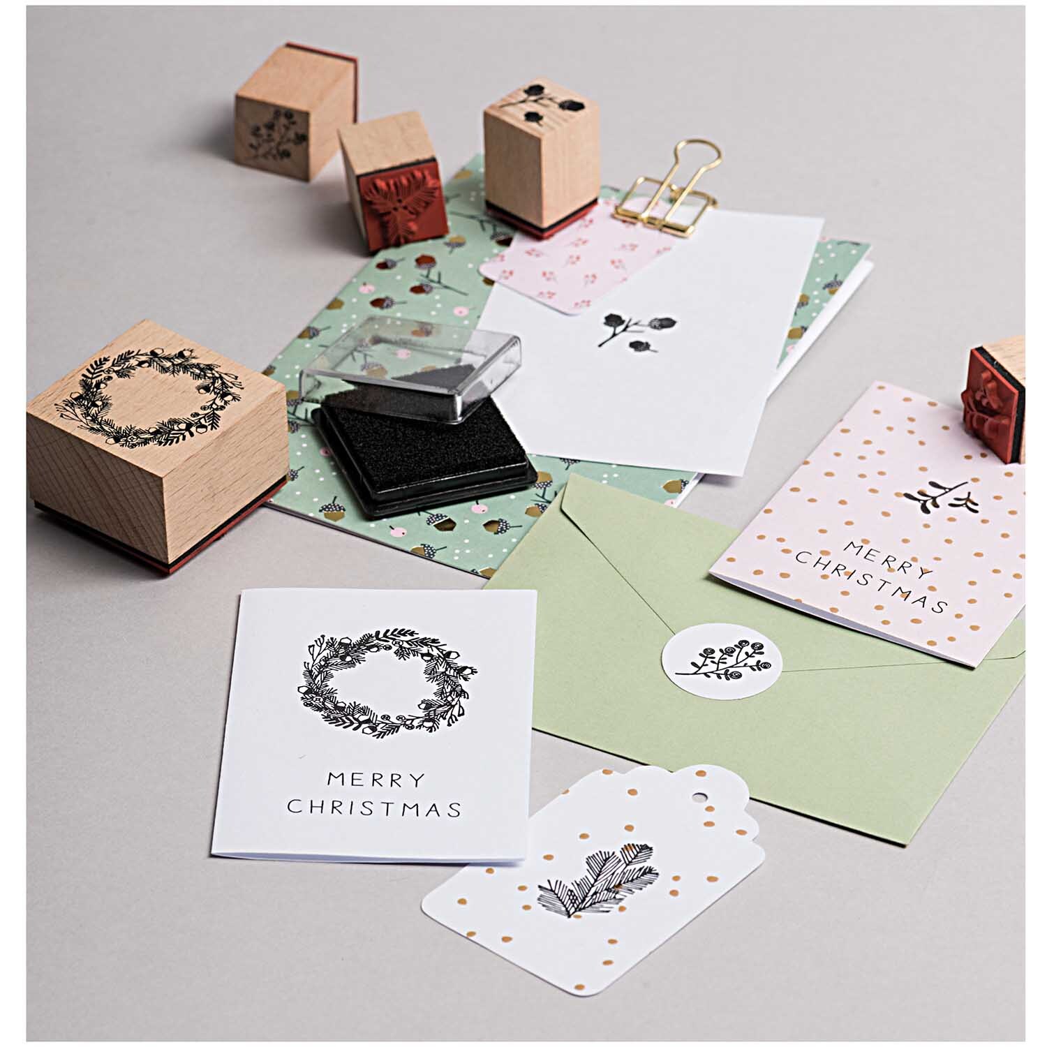 Paper Poetry Stempelset Classical Christmas incl. Stempelkissen 8 Stück von Rico Design